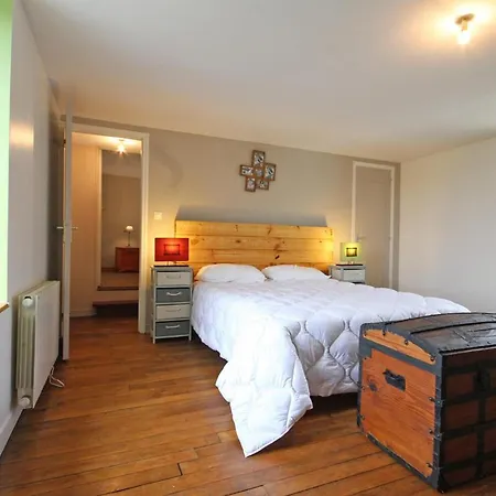 Semesterbostad Ancien Avec Wifi Et Animaux Admis Pres De La Suisse Normande - Fr-1-497-141